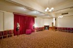 Banquet_Room_stage.jpg